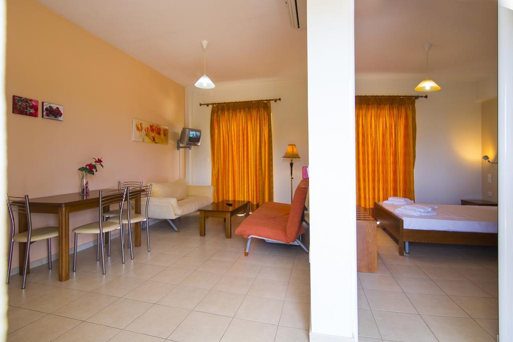 Vakis Aparthotel Zacharo