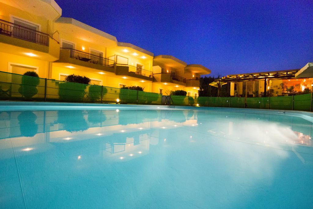 Vakis Aparthotel Zacharo